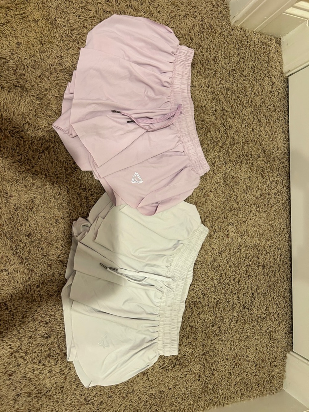 Athletic Runner Shorts - Lavender and White